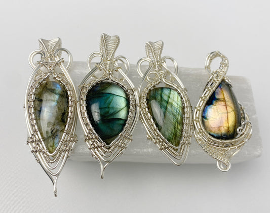 Handmade labradorite wire wrap pendant