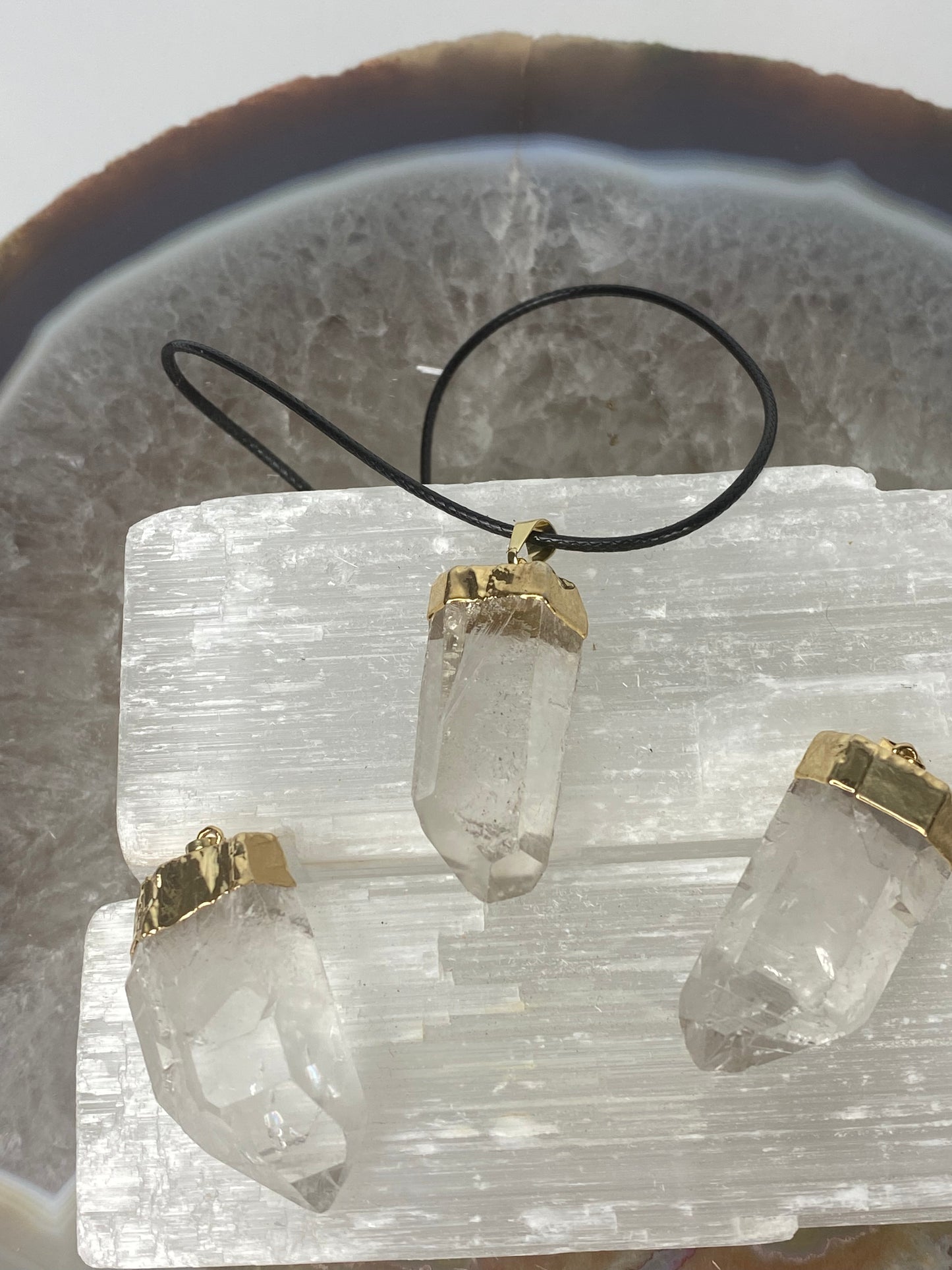 Clear Quartz point necklacelaurasauraonline