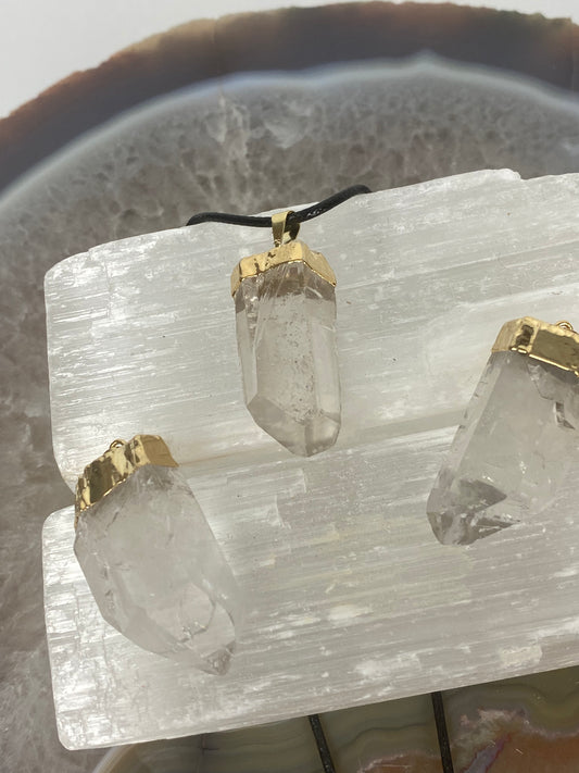 Clear Quartz point necklacelaurasauraonline