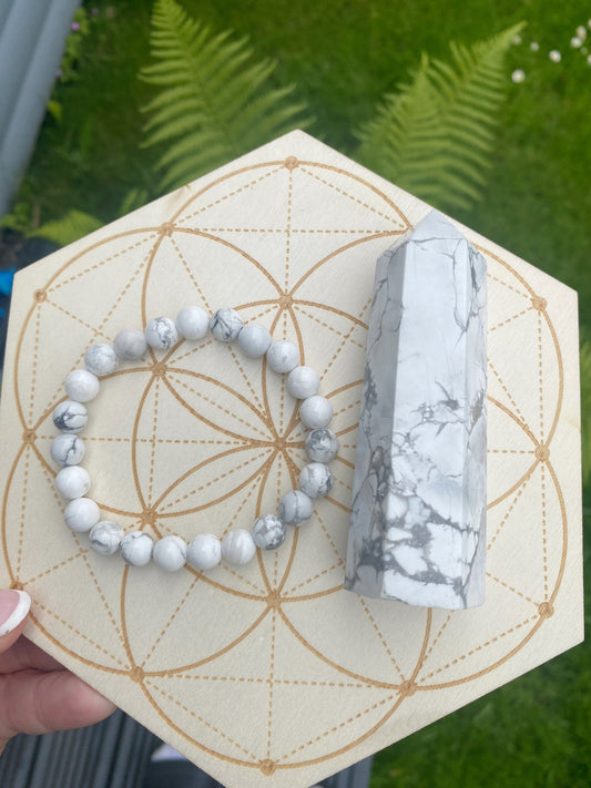 Howlite tower and bracelet set