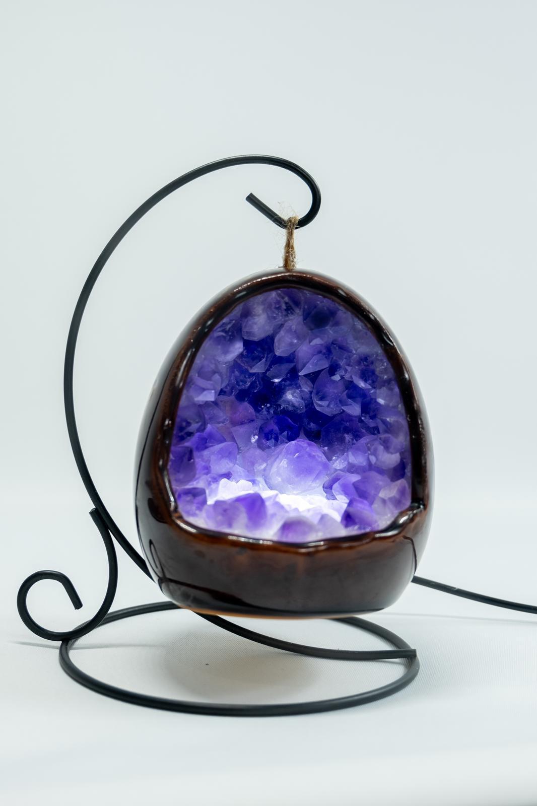 Amethyst Egg lamp