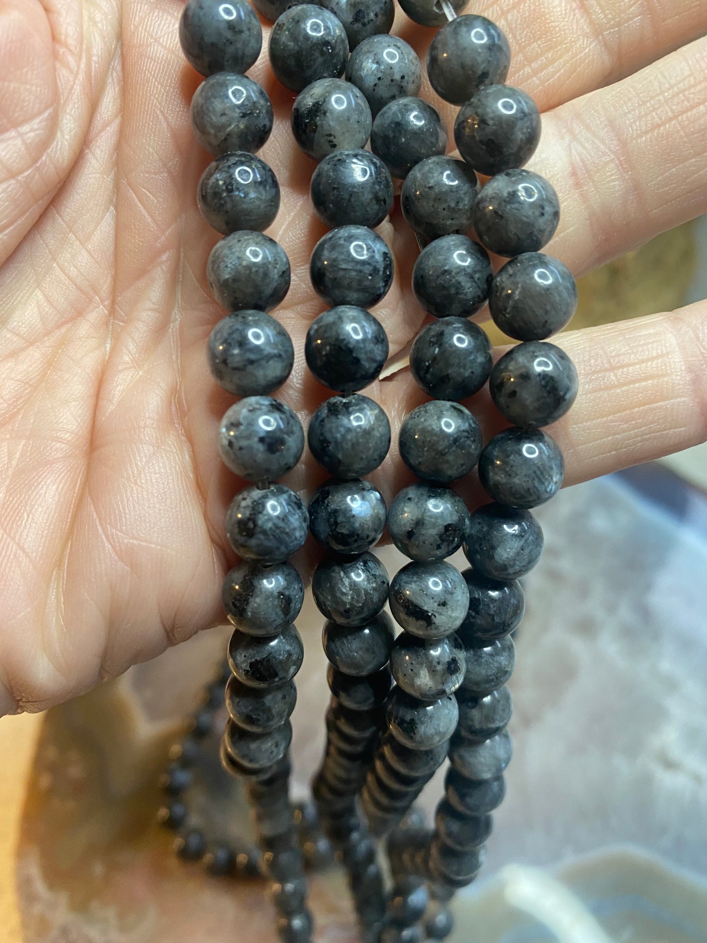 Larvikite beads string