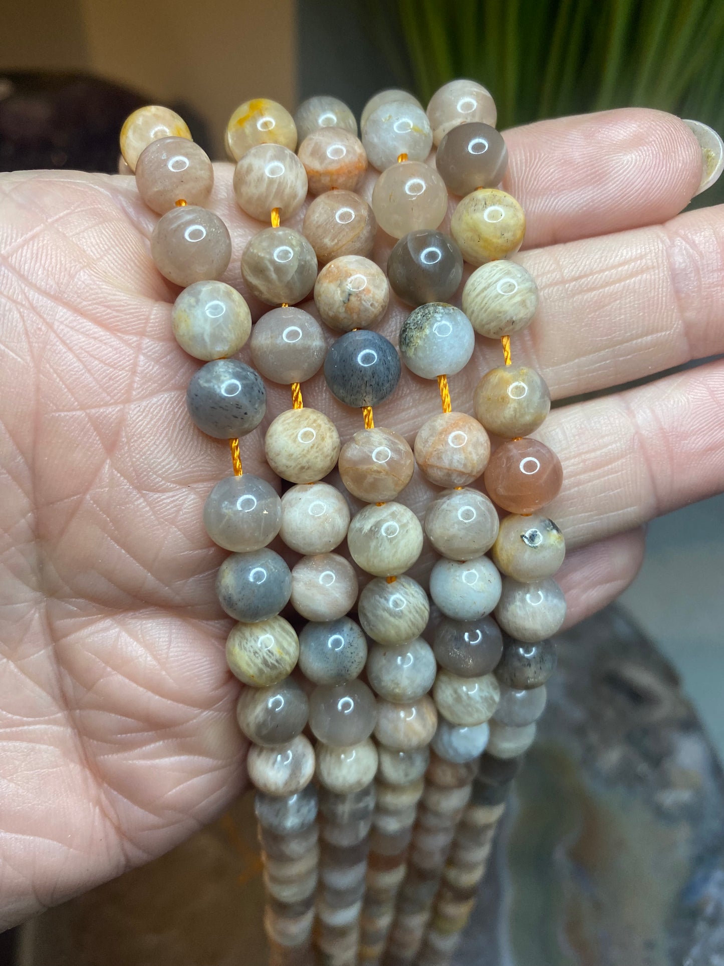 Natural moonstone beads string