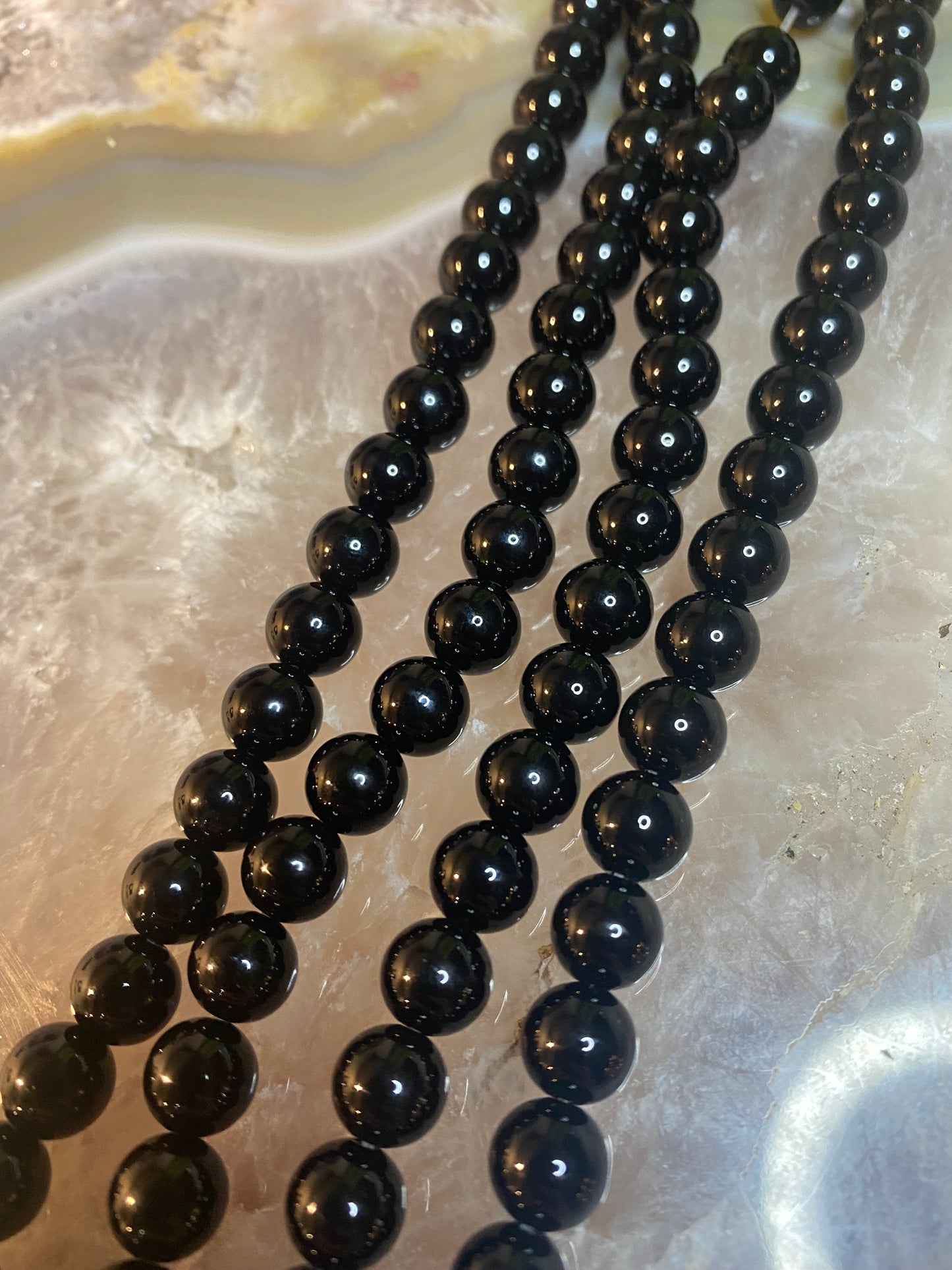 Black onyx beads string