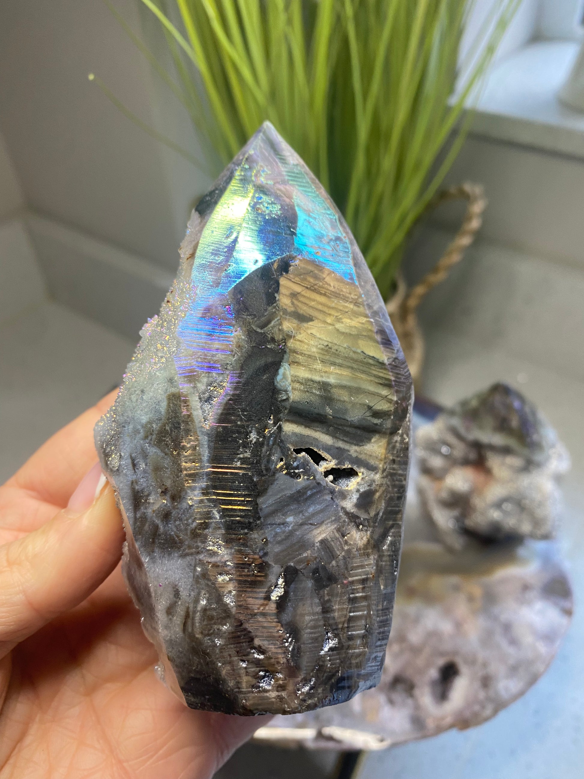 Sphalerite aura freeform