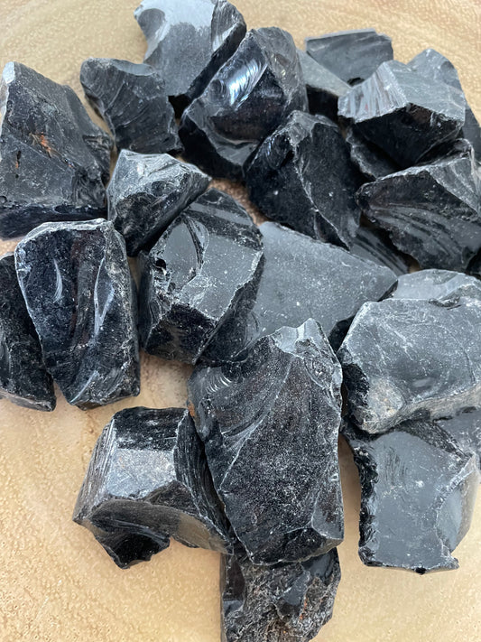 Black obsidian chunks